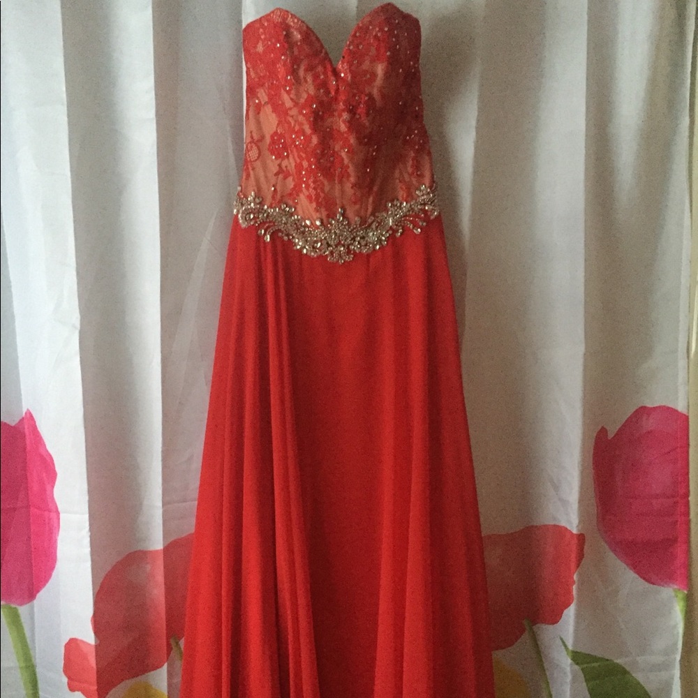 Prom dress